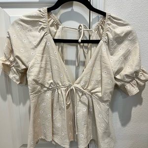 Pastel Yellow Daisy Top